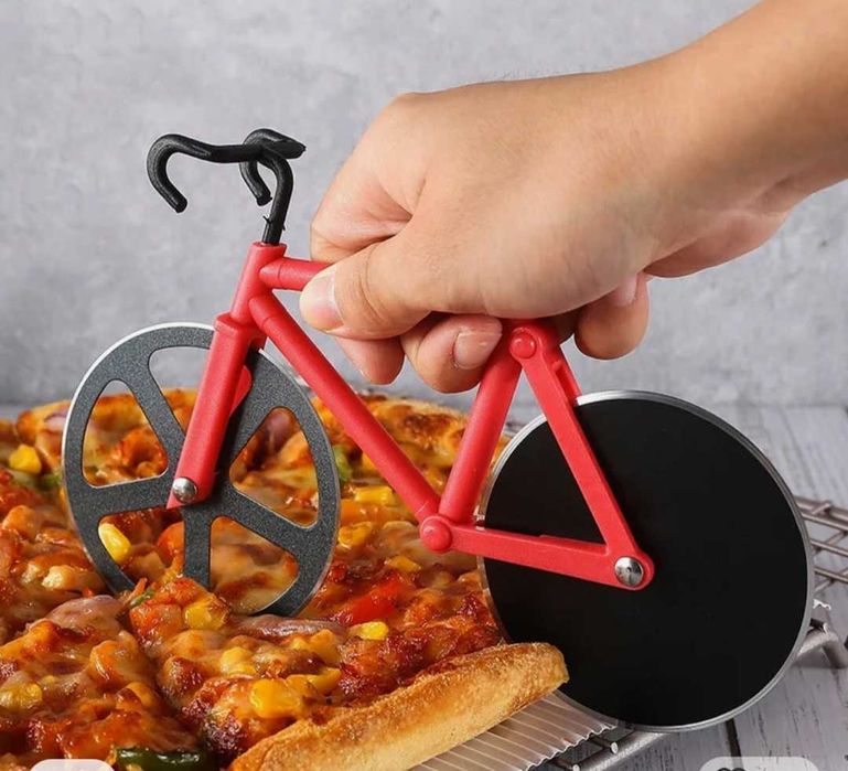 Оригинальный резак для пиццы