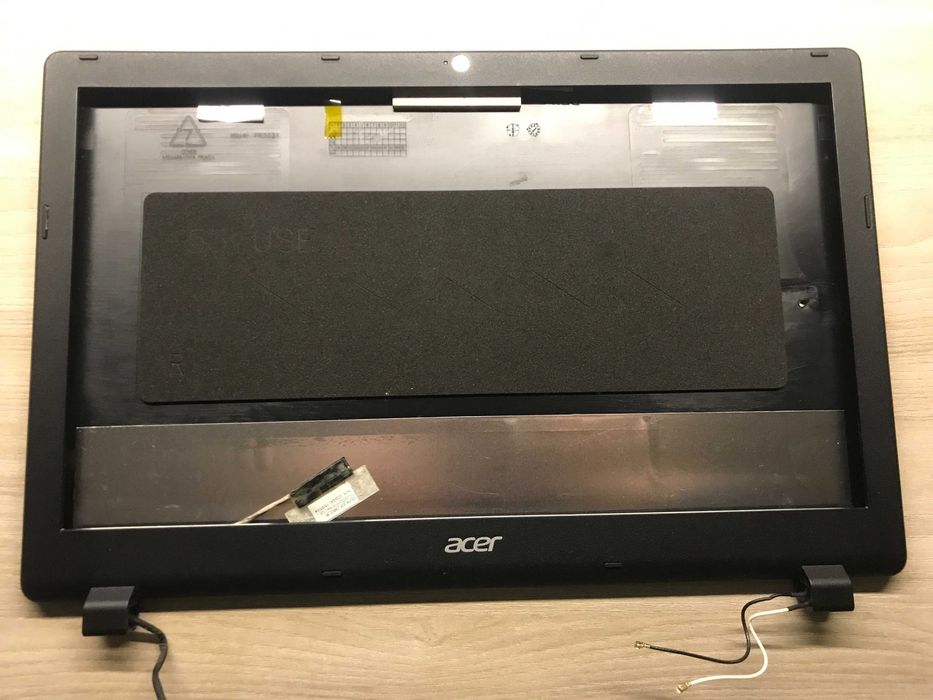 Рамка матрицы ноутбука Acer Aspire ES1-520