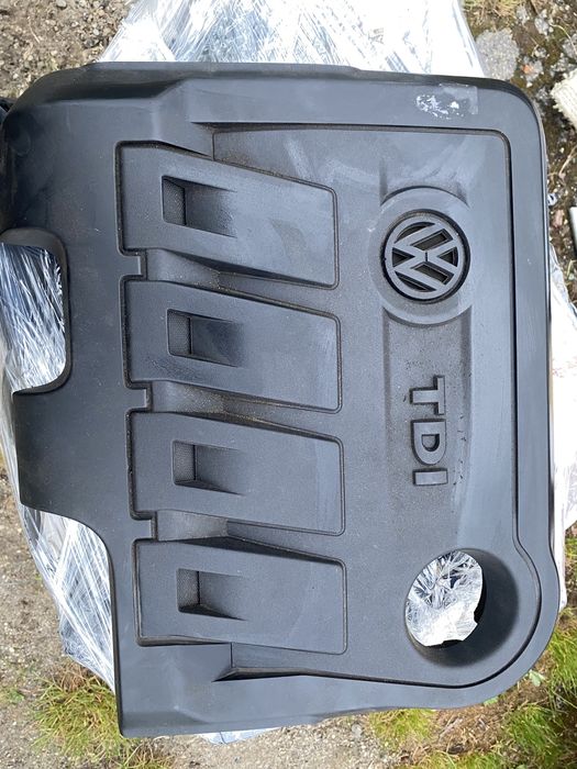 Кришка двигуна 1.6 2.0 tdi vw skoda seat