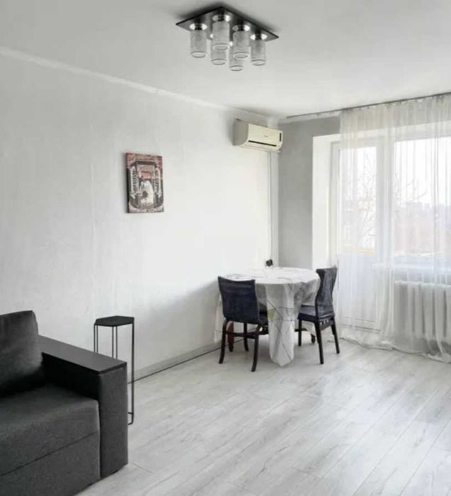 1 кім в ЦЕГЛІ з РЕМОНТОМ в районі ЦЕНТРУ (719294)