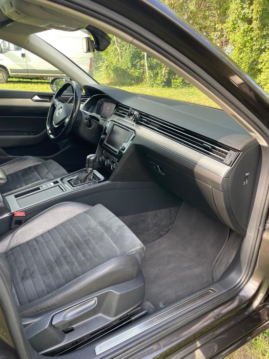 VW PASSAT 2.0 tdi Niski Przebieg WYJATKOWY STAN