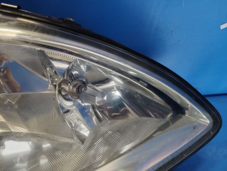 Фара передня права Mercedes Vito W639 Вито 639 правая Розборка В6