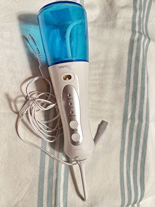 Jacto de água para higiene oral