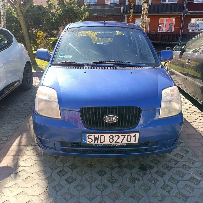 Kia Picanto uszkodzona