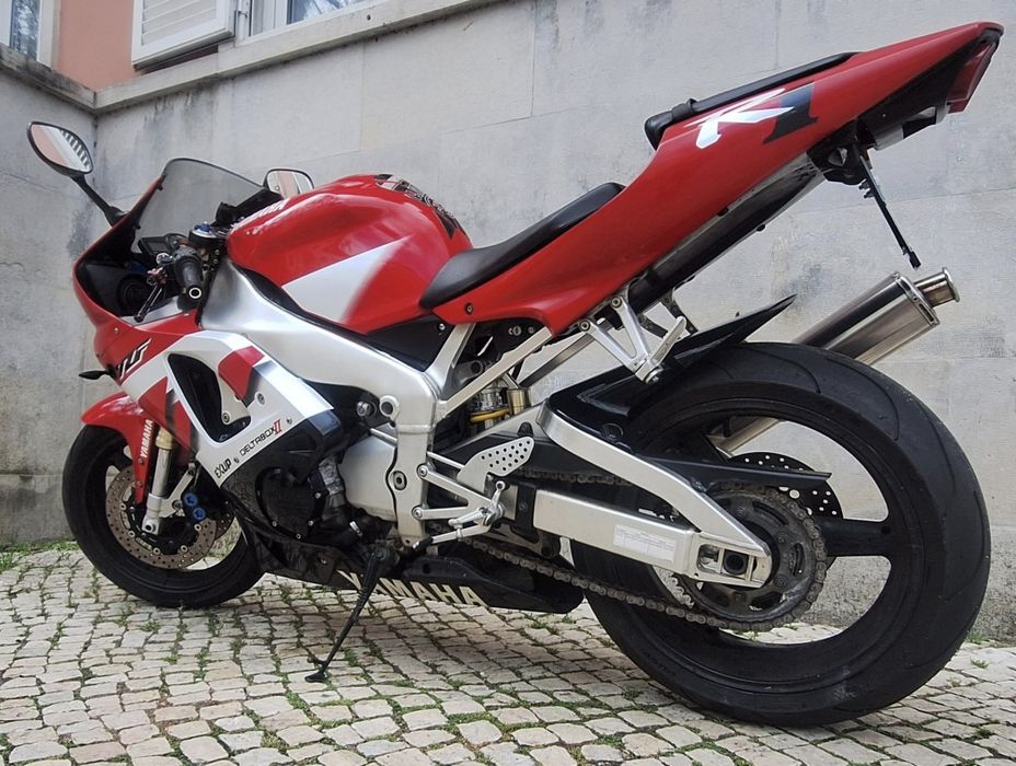 Yamaha YZF R1 1000cc - 2002