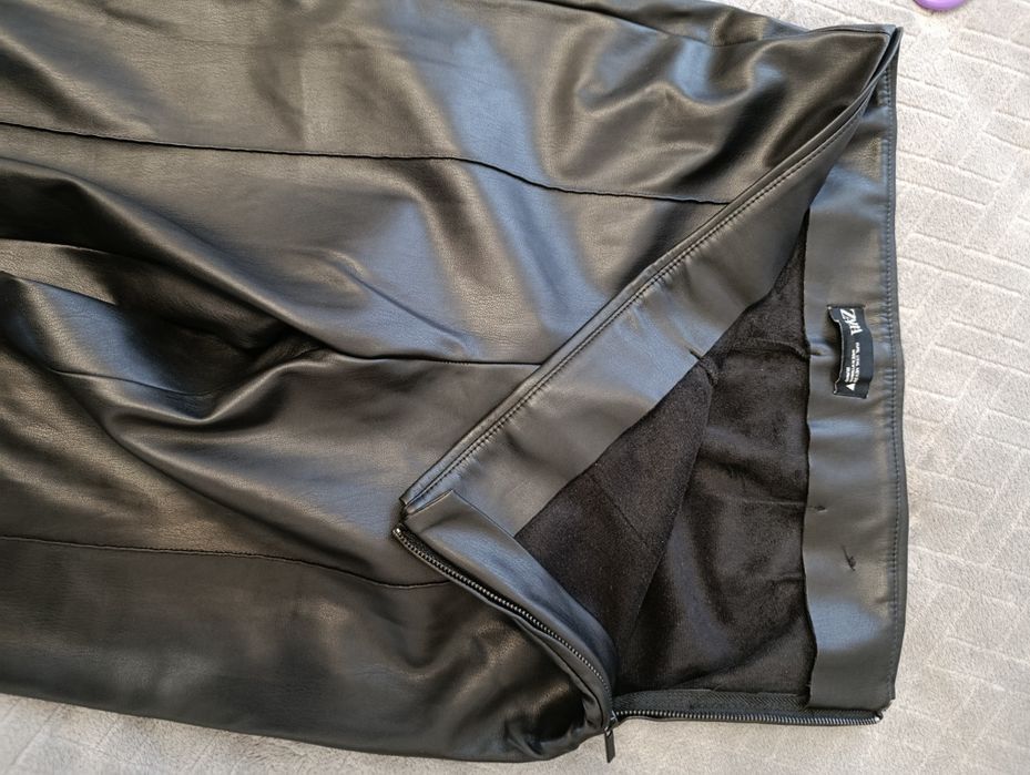 Шкіряні штани Zara