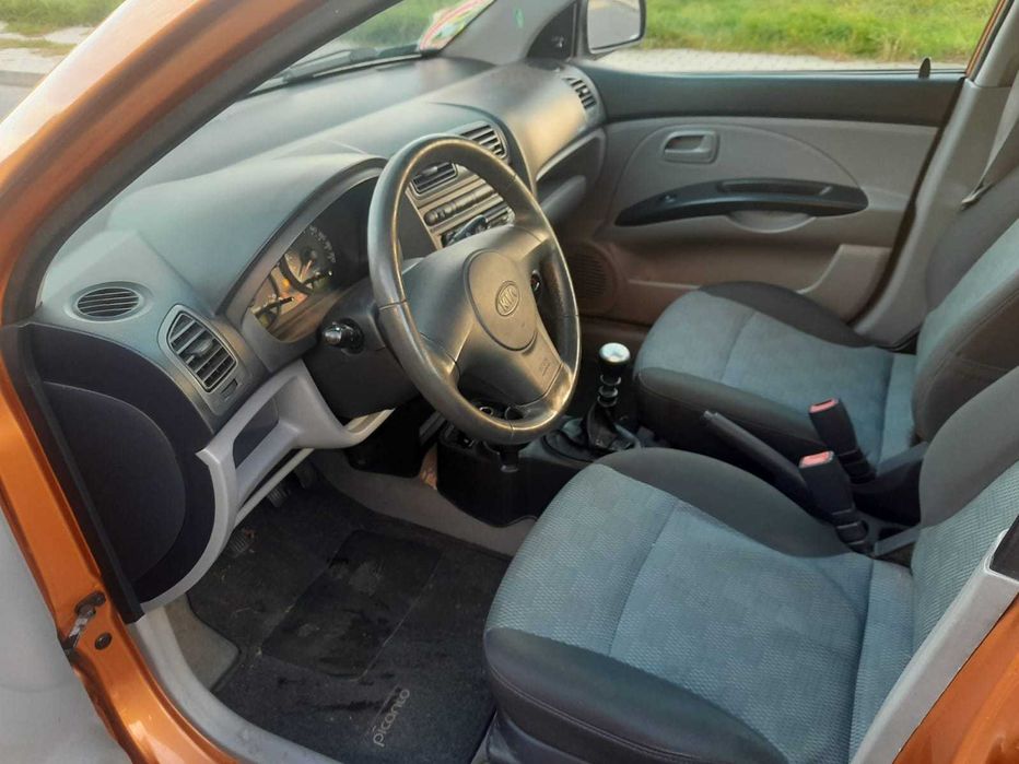 Kia Picanto samochód osobowy