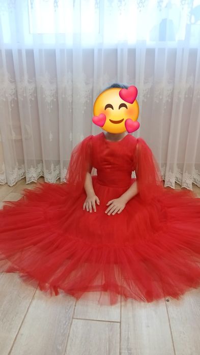 Випускне плаття для дівчинки