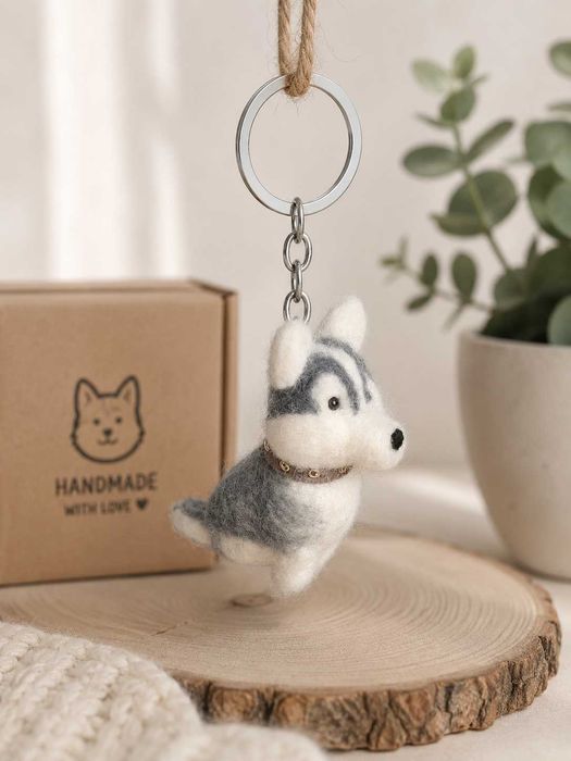 brelok z wełny husky