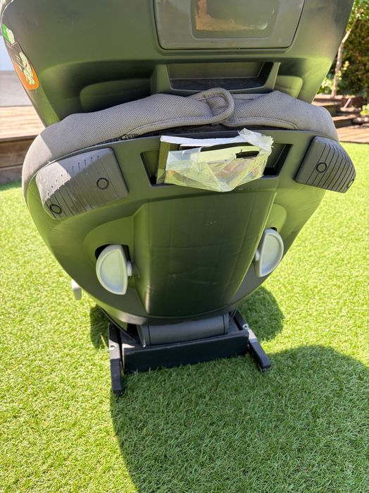 Cadeira Auto Bebé com ISOFIX – Excelente Estado