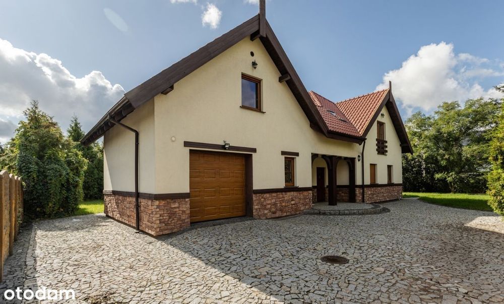 Gotowy dom 253 m² | Działka 1110 m² | 0% prowizji