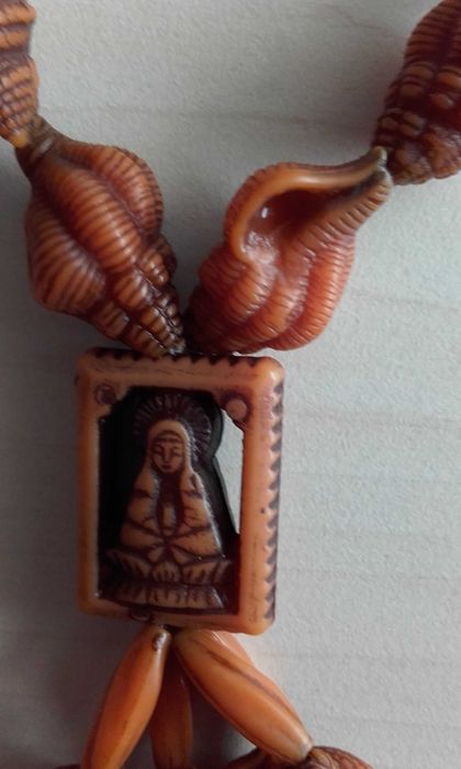 Naszyjnik wykonany w Indiach