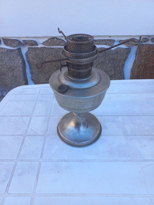 Candeeiro a petróleo em inox