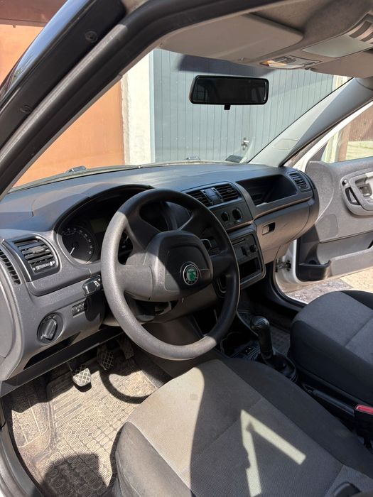 Samochód osobowy Skoda
