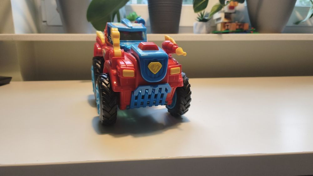 Samochód Super Zings "Monster Roller"