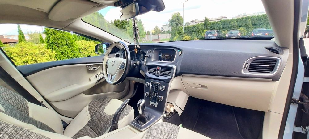 Samochód Volvo V40