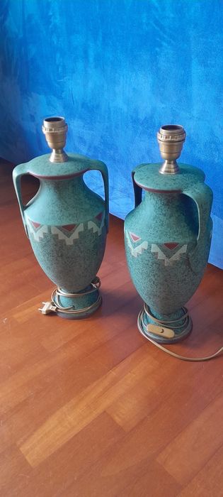 Dois candeeiros cerâmica