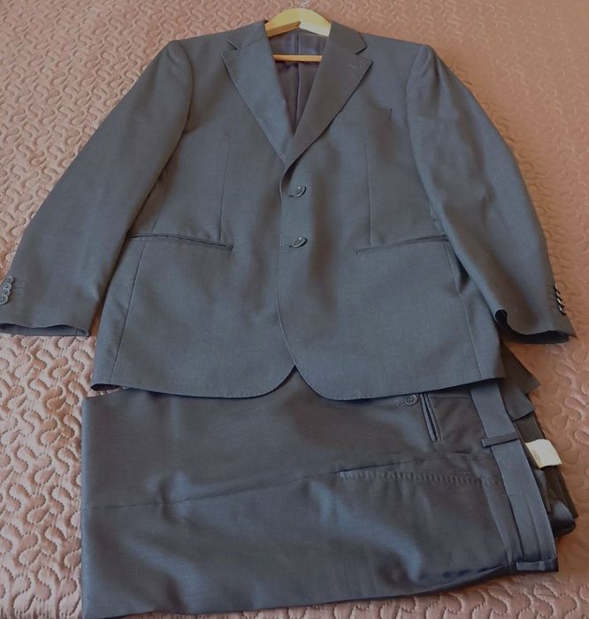 Vários Fatos de Homem