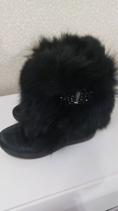 Хутряні Чоботи черевики чоботі мутони хутро