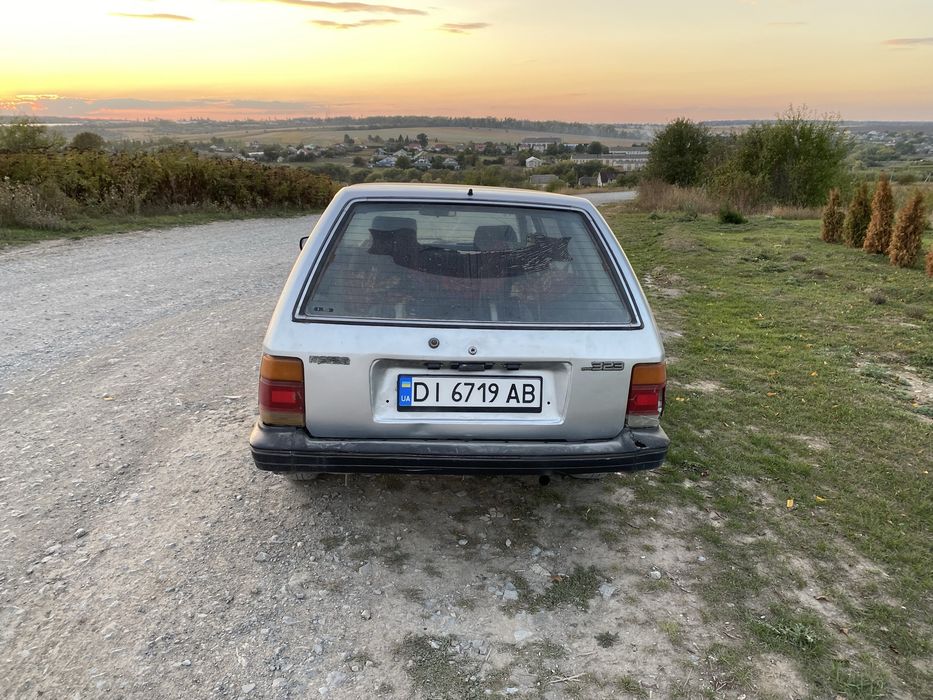 Продам мазда 323