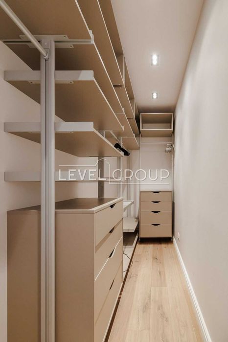 ЖК Пори року (Времена года) 3-к з якісним ремонтом