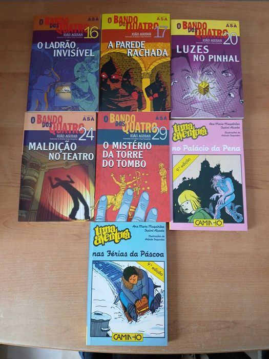 Livros de vários estilos literários