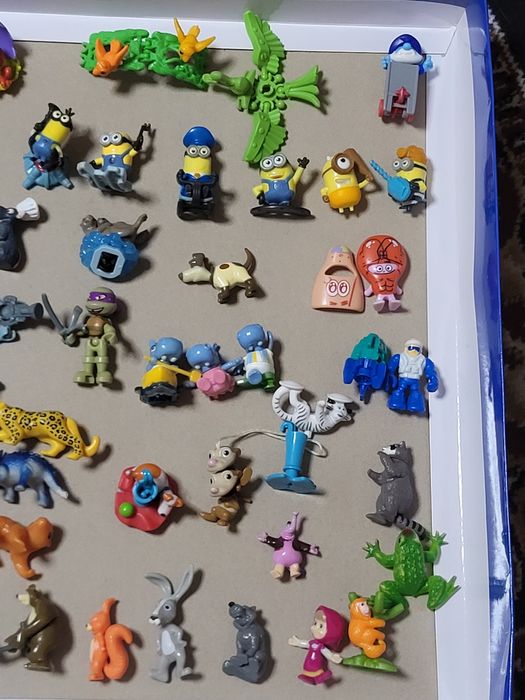 Кіндери різні  , ціни різні