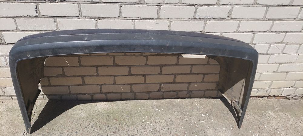 Бампер Пассат б3/б4 седан