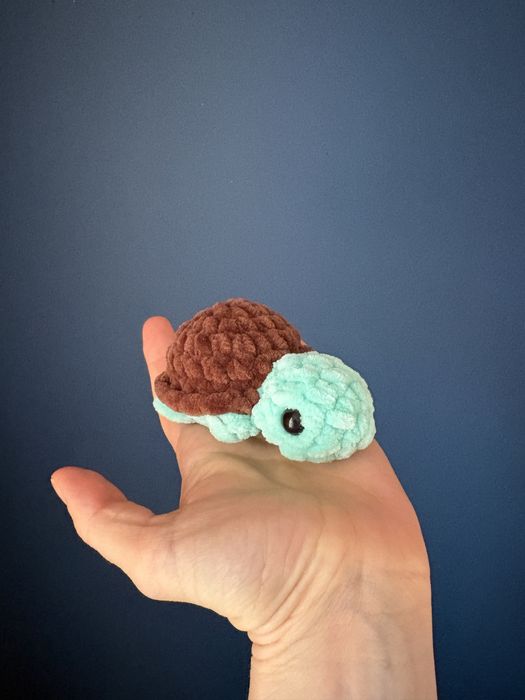 Maskotka żółwik na szydełku