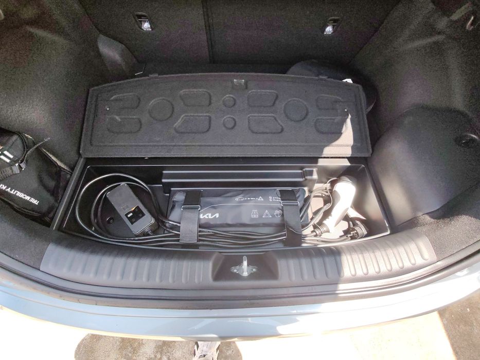 Kia Xceed plug in híbrido 2024, garantia do fabricante até 2031   32000km, 1Dono muito estimado