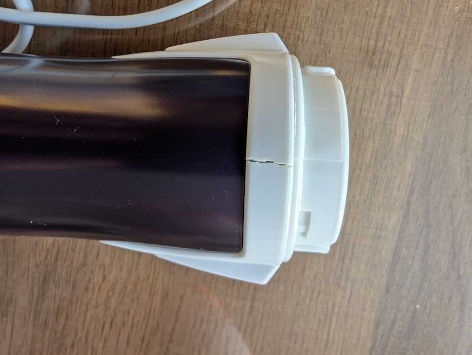 Продам фен-щітку Rowenta CF9530