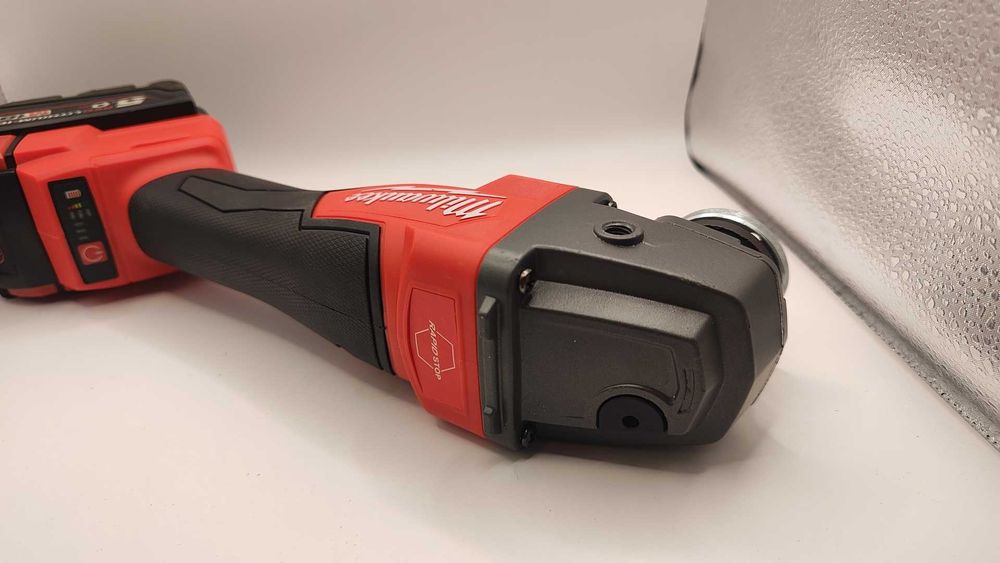 Szlifierka akumulatorowa Milwaukee 18V diax do akumulatora FSAGF125 FV