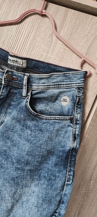 Spodnie jeansowe młodzieżowe męskie dostawa gratis