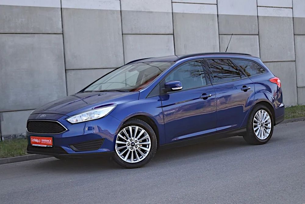 Ford Focus Lift ZAREJESTROWANY Duża NAVI Convers Parktronic Bluetooth