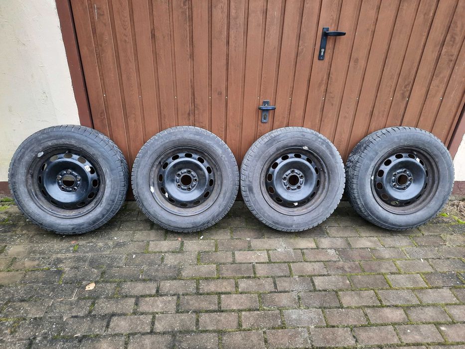 Felgi opony zimowe Volvo V40 C30 R15 Firestone