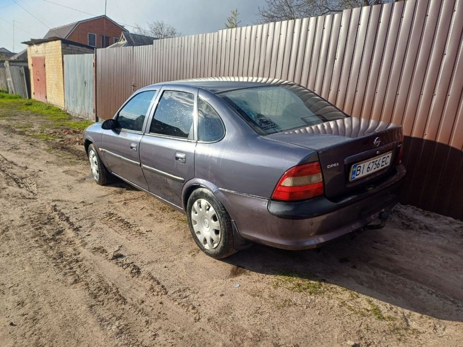 Продам Opel Vectra B 2.0 16v газ 4 с переоформлением