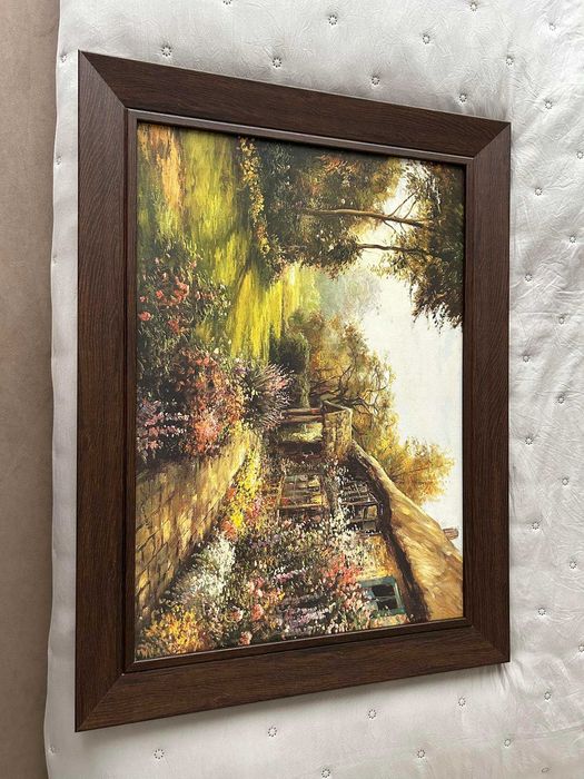 obraz wsi w brązowej oprawie