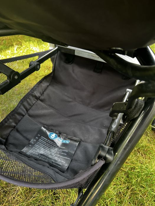 Продам прогулянкова коляска Cybex Eezy S2+