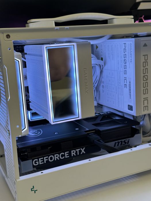 Digital PC Esport Nano | Ryzen 7 7700 + RTX5070