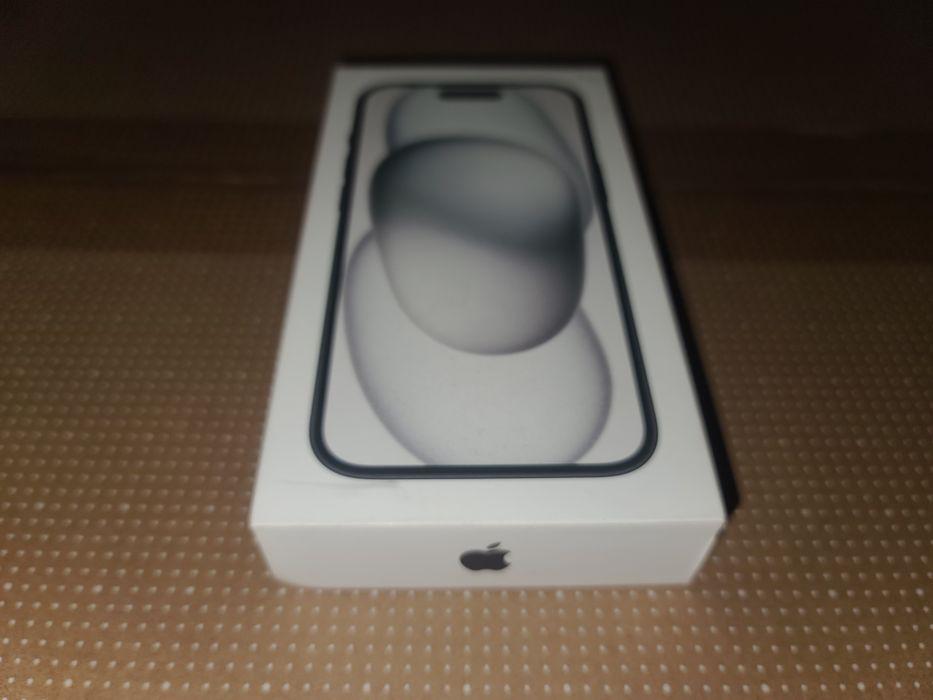 Смартфон Apple iPhone 15 128GB (MTP03RX/A) Black . НОВЫЙ. ОФИЦИАЛЬНЫЙ.
