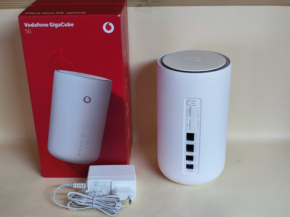 5G TCL HH500V V.1 Wi-Fi 6 Router SIM Desbloqueado.