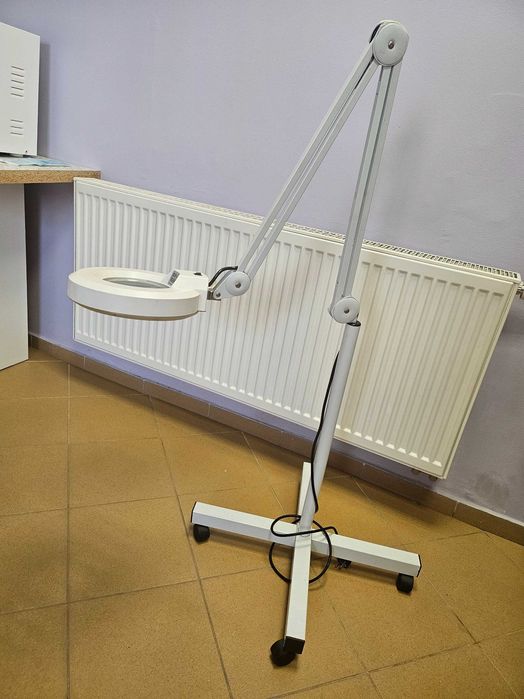 Lampa lupa kosmetyczna