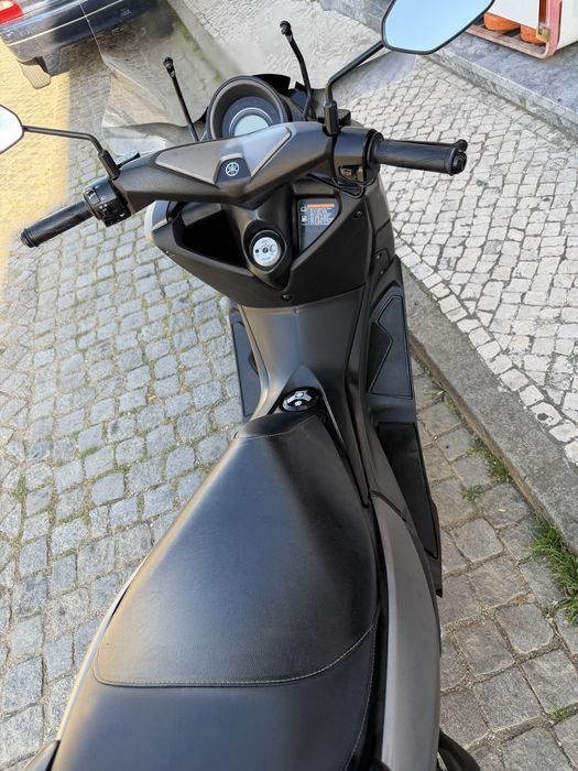Yamaha N-Max 7000km (troco por carro)