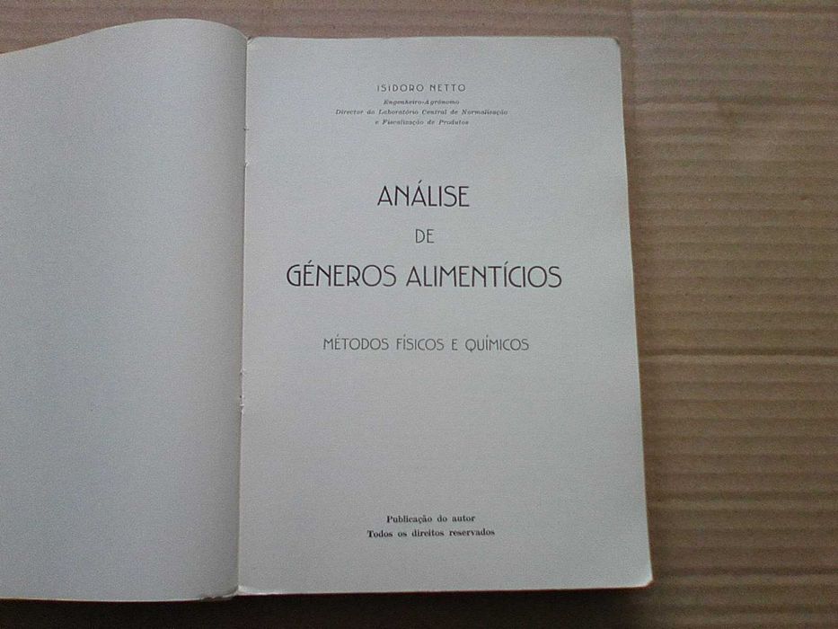 Análise de géneros alimentícios : métodos físicos e quimícos
