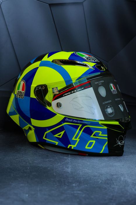 Мотошолом Agv  Shark Hjc shoei Scorpion Xlite  Ruroc Nolan rpha pista