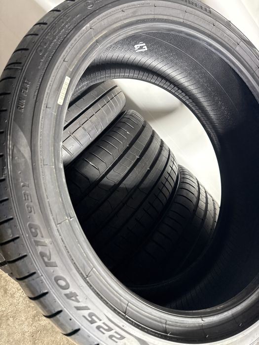 255/35r19 & 225/40r19 Pirelli PZero PZ4 96Y 93Y XL Runflat RFT (AR) 25