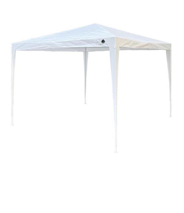 Bialy pawilon ogrodowy