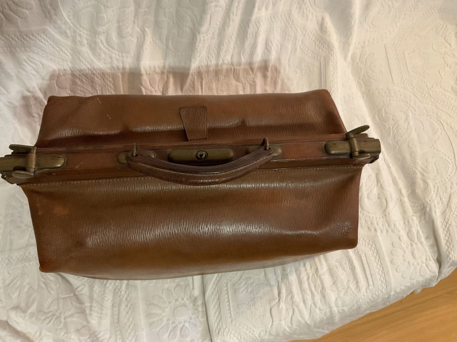 Maleta de médico em pele