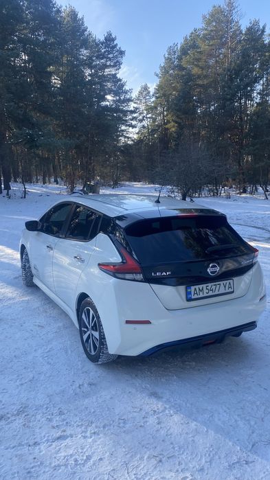 Nissan leaf 40квт 2018