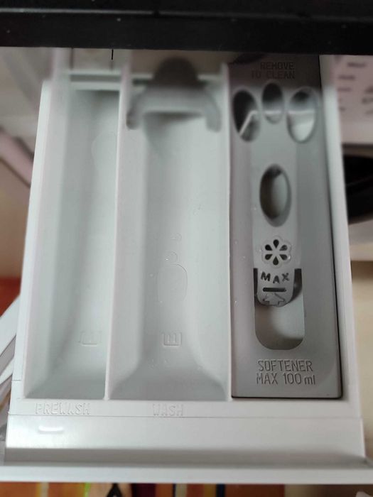 Máquina lava roupa integrada TVATTAD 8kg